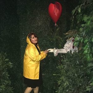 Meet your Posher, Connie